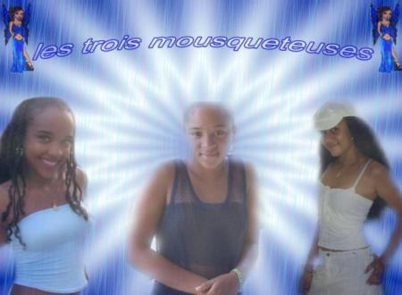 >>>Les 3 mousketeuse<<<