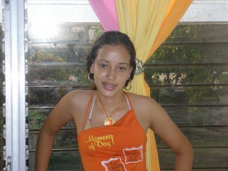 >>>Emilia<<<